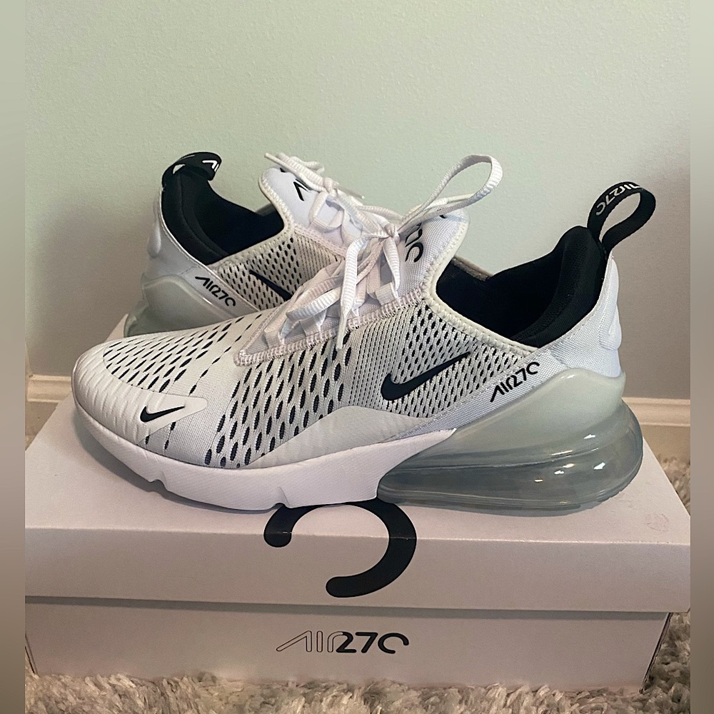 Womens Nike Air Max 270